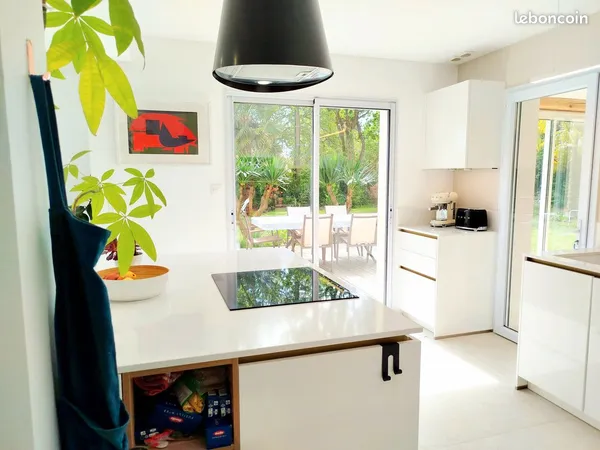 Magnifique maison familiale à La Baule : 190 m² Habitables dans un Écrin de Verdure de 1350 m², proc