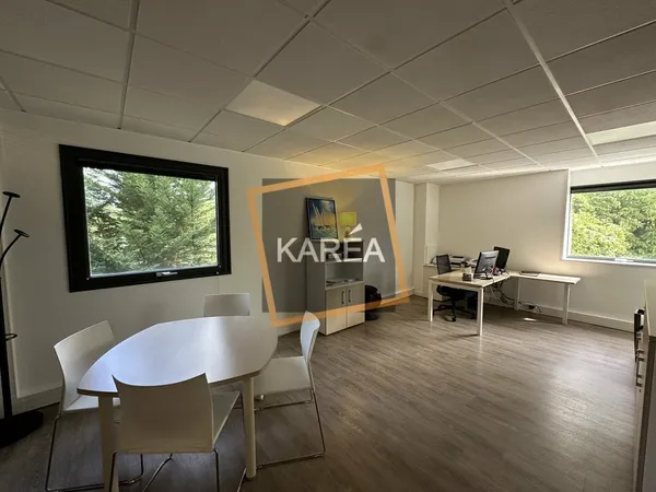Local professionnel 380 m²
