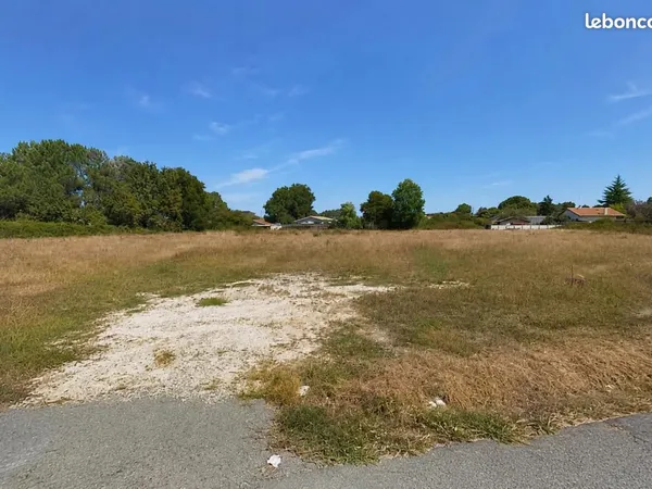 Terrain 400 m² Listrac Medoc