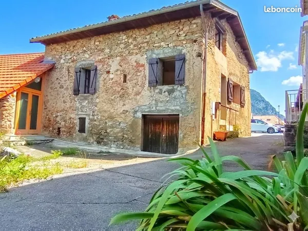 Maison 5 pièces 85 m²