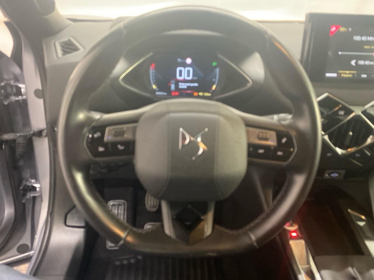 Ds Ds 3 crossback puretech 100 bvm6 performance line+ — photo 17