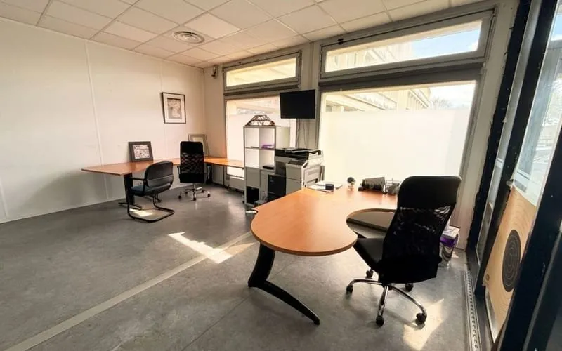 Photo 2