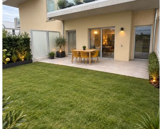 T2 avec terrasse & jardin - vue sur l'hippodrome de reims