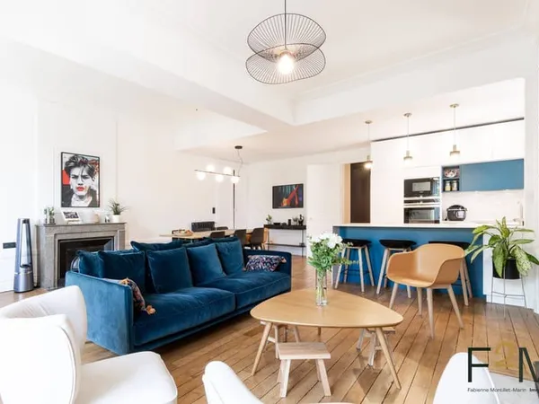 Appartement 6 pièces 150 m²