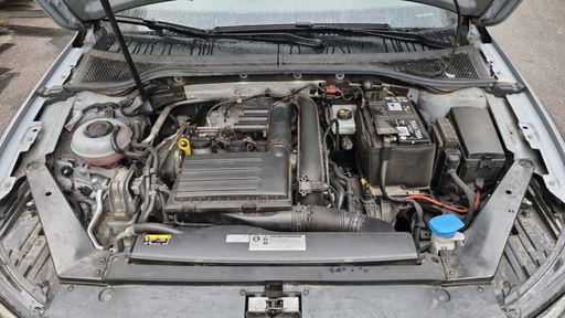 Volkswagen Passat SW 1.4 TSI 150 DSG7 - Confortline Business – 2018 – 116451 km – Essence – Boîte Automatique — photo 33