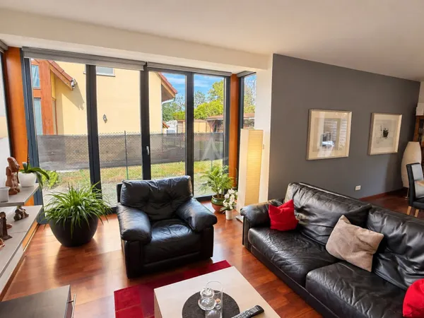 Maison mitoyenne 5 pièces 112 m²