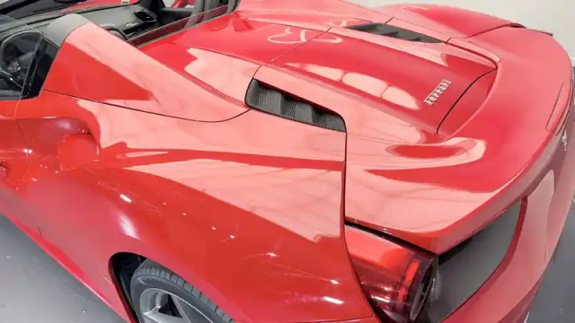 Ferrari 488 4.0 v8 670ch spider — photo 10
