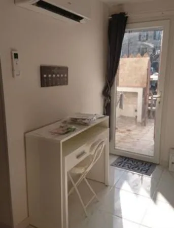 A louer studio rez de jardin