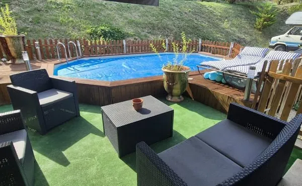 VISAN - PROPRIÉTÉ DE CARACTÈRE - 275 M² + APPARTEMENT INDÉPENDANT - 2,6 HA - PISCINE - VUE EXCEPTION