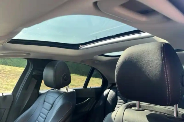 Mercedes Classe E 220 d 9g-tronic — photo 27