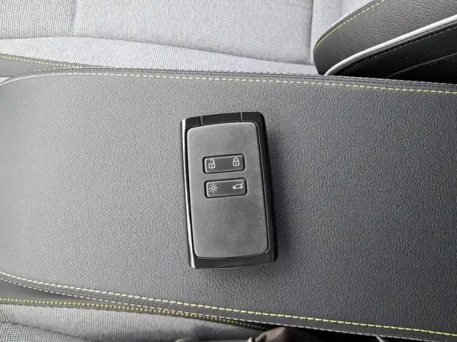 Renault Scenic e-tech électrique 220 ch grande autonomie — photo 17