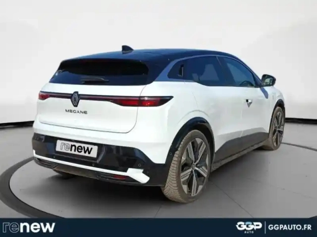Renault Megane e-tech electric ev60 220ch iconic super charge — photo 5