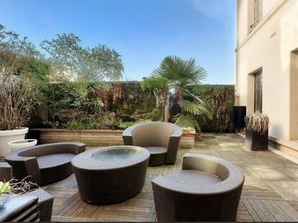 Appartement 4 pièces 155 m²