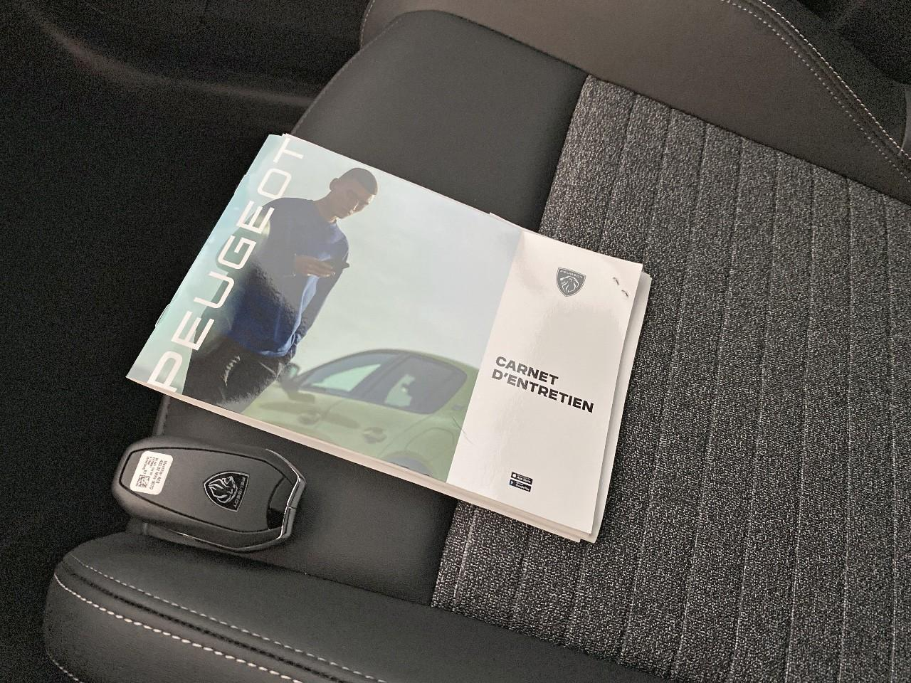 Peugeot 3008 hybrid 145 e-dcs6 allure — photo 18