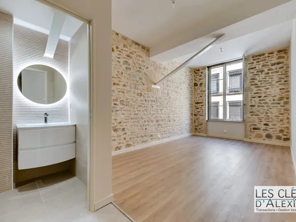 Lyon 6e - Rue Sully | Superbe T1 rénové de 32 m² à deux pas de la place Maréchal Lyautey