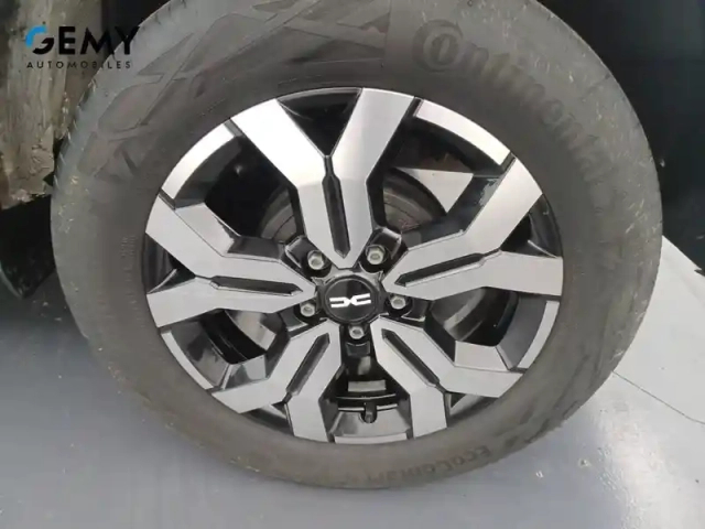Dacia Duster tce 130 4x2 — photo 24