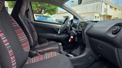 Citroen C1 1.0 VTi 72 - Feel – 2020 – 11396 km – Essence – Boîte Manuelle — photo 14