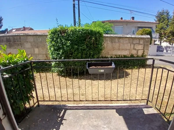 Appartement rez-de-chassée T2- proche Gare Angoulême