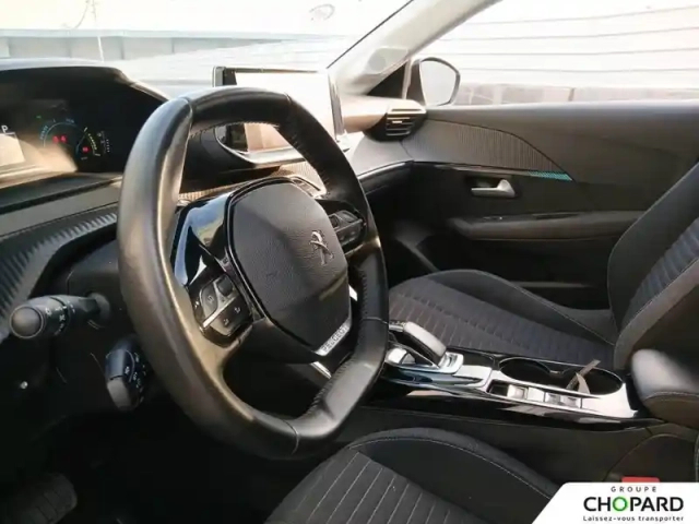 Peugeot 208 electrique 50 kwh 136ch — photo 36