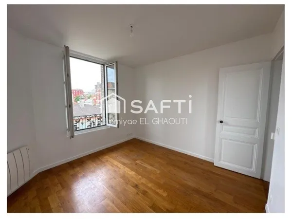 Appartement calme rue ROUBLOT, à proximité de tout