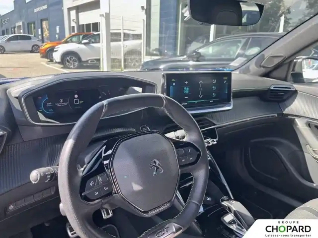 Peugeot 2008 electrique 136 ch — photo 8