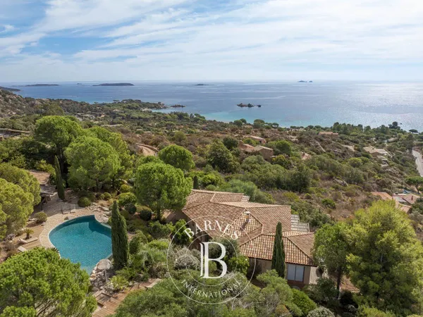 Porto-Vecchio, Palombaggia, Villa vue mer panoramique, 6 chambres, plage à pied