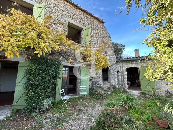 Maison 5 pièces 150 m²