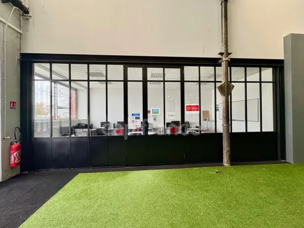 Bureaux 4 pièces 150 m²
