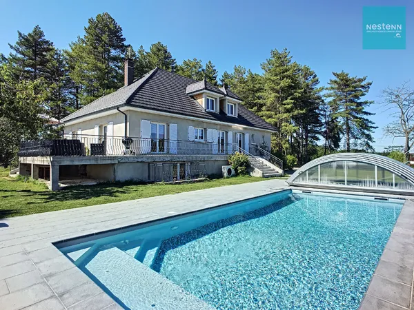 Maison Chambeon 8 pièce(s) 245m² - 5 chambres - terrain 3820 m²
