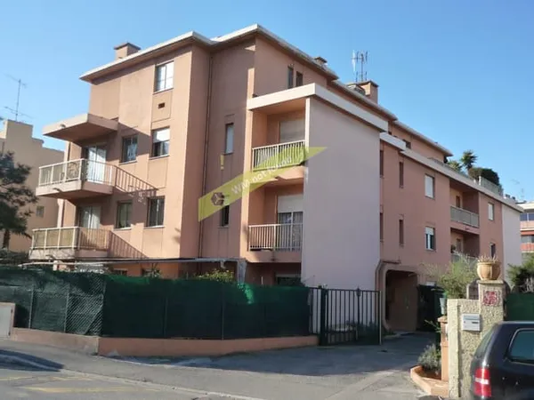NICE OUEST - SAINTE MARGUERITE - STUDIO - TERRASSE - CAVE