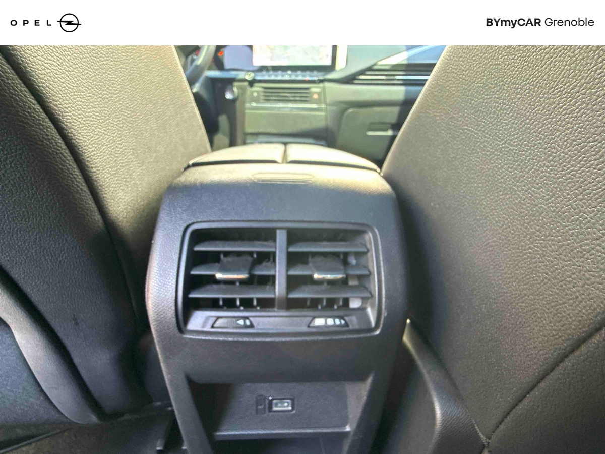 Opel Astra 1.5 Diesel 130 ch BVA8 — photo 24