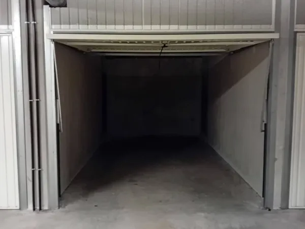 Parking 12 m²