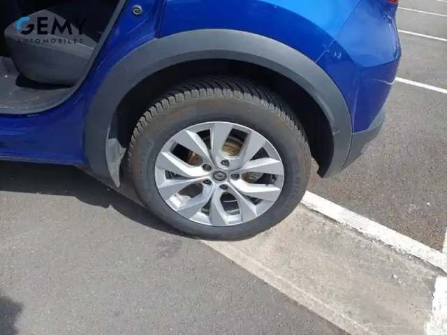 Renault Captur tce 130 edc fap — photo 11