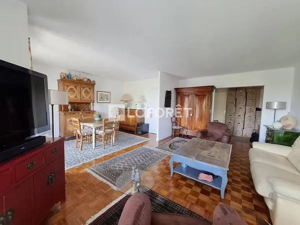 Appartement 4 pièces 82 m²
