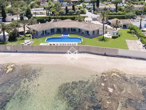 Propriété 380 m²