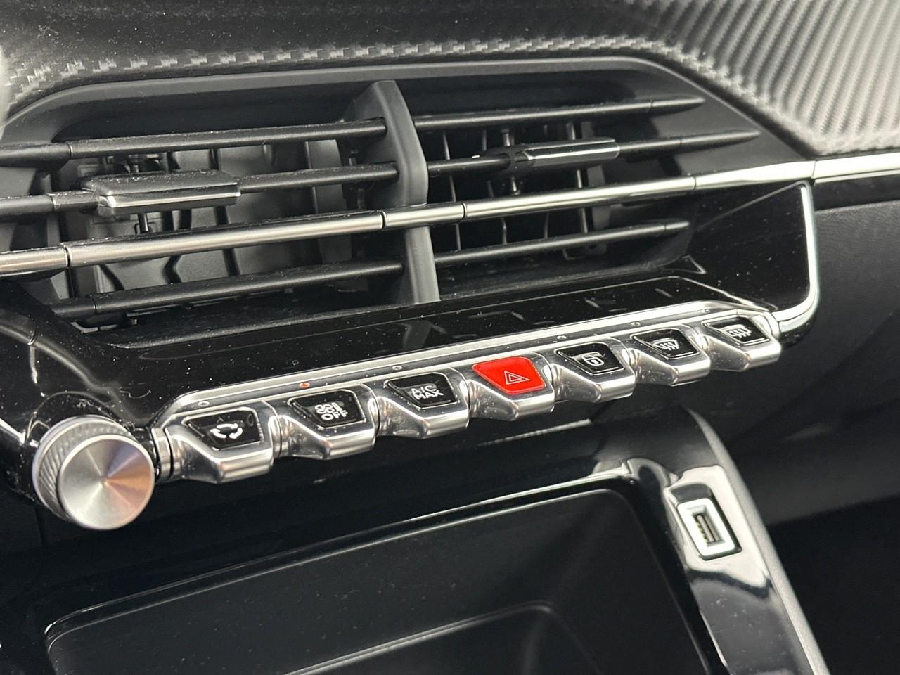 Peugeot 208 electrique 50 kwh 136ch like — photo 26