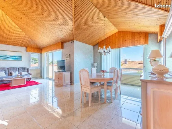 Maison 7 pièces 190 m²