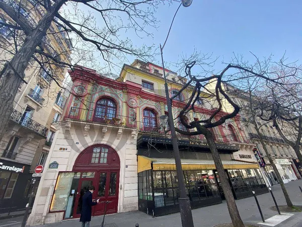 Bureaux 234 m²