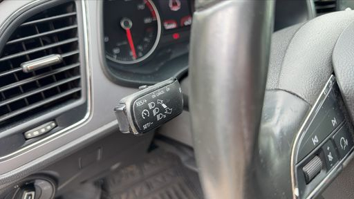 Seat Leon 1.0 TSI 115  - Style Business – 2020 – 144589 km – Essence – Boîte Manuelle — photo 42