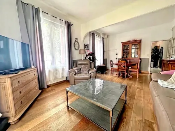 Maison 5 pièces 134 m²