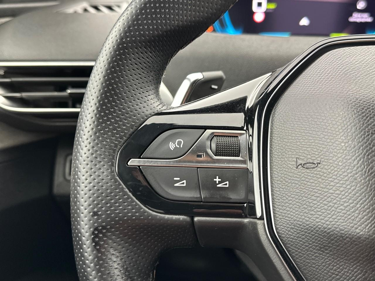 Peugeot 3008 hybrid 225 e-eat8 gt — photo 20