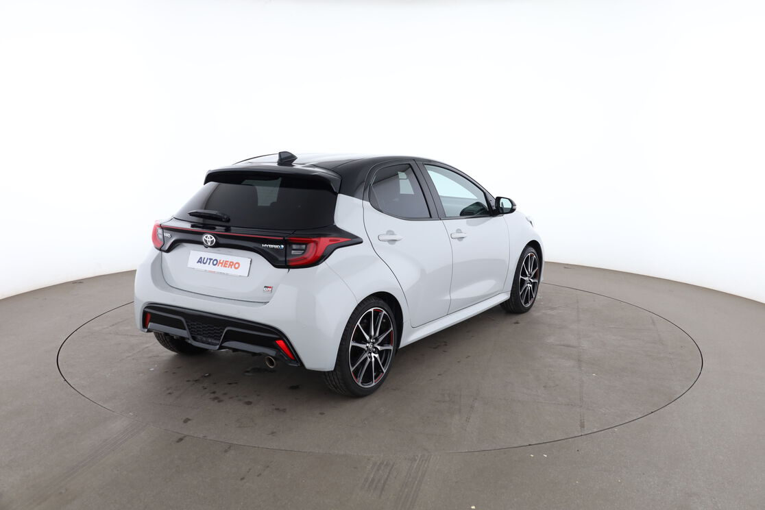 Toyota Yaris 1.5 Hybrid GR Sport — photo 5
