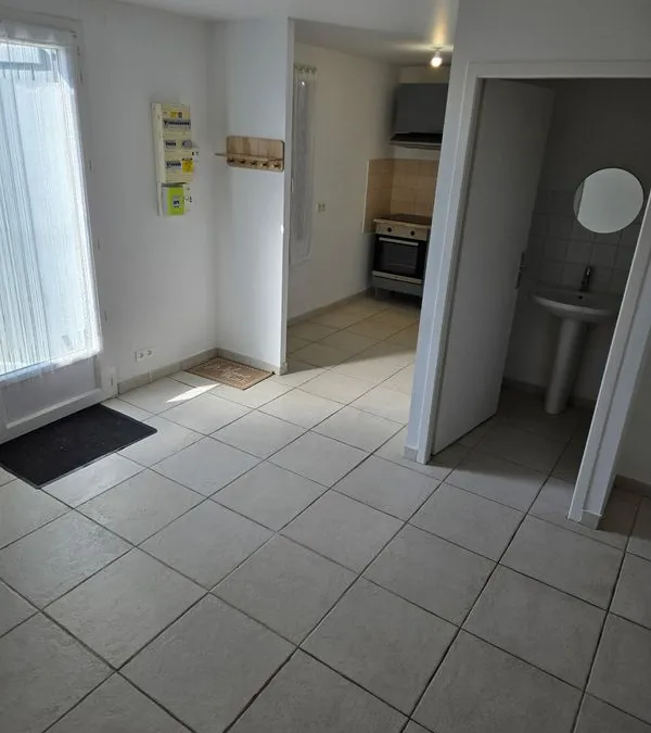 Photo 3