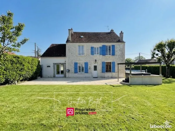 Maison 8 pièces 133 m²