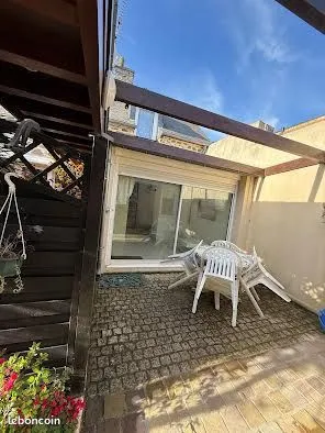 A louer pour prochaine rentrée Lycée HOTELIER DINARD