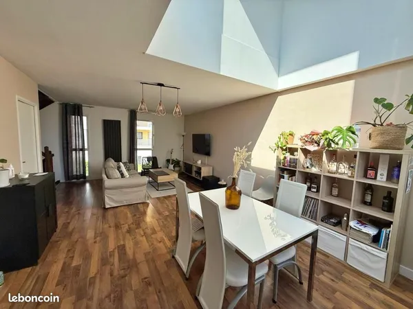 Maison 6 pièces 121 m²