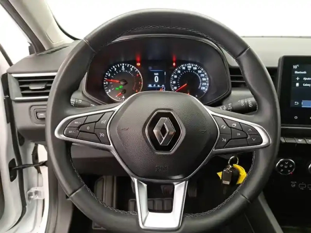 Renault Clio tce 90 — photo 32