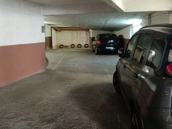 Vente grand garage Marseille 5ème