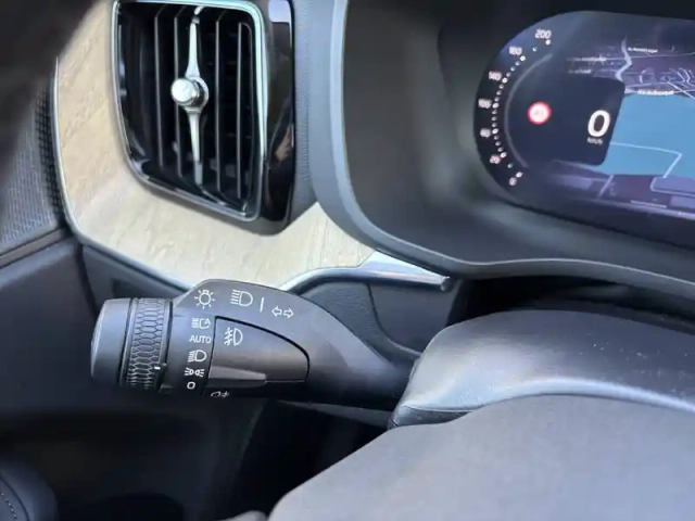 Volvo Xc60 t6 awd hybride rechargeable 253 ch+145 ch geartronic 8 — photo 47