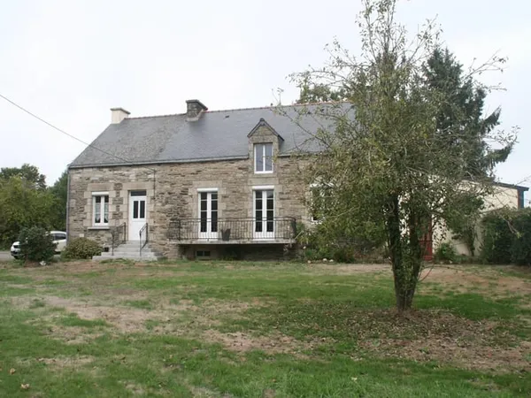 GUEGON - MAISON 4 CHAMBRES AVEC TERRAIN DE 1 100 M²